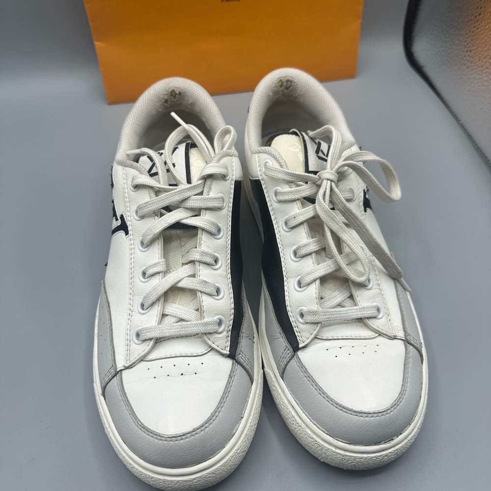 Louis Vuitton Charlie sneaker size 38 - Picture 2 of 7
